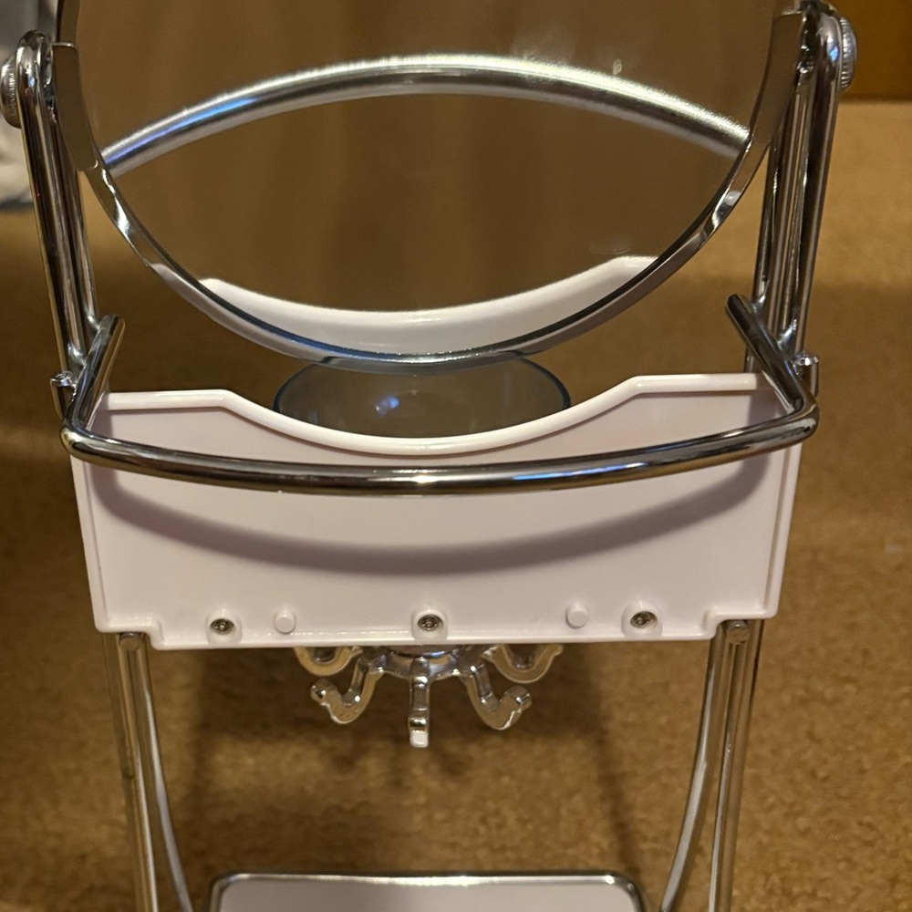 American girl Chrome and White Vanity Stand with Blue Bowl - Picture 3 of 3